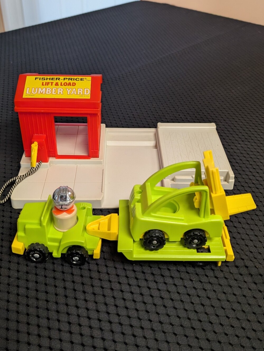 Vintage Fisher-Price Lift & Load Lumber Yard Little People #944, 1978